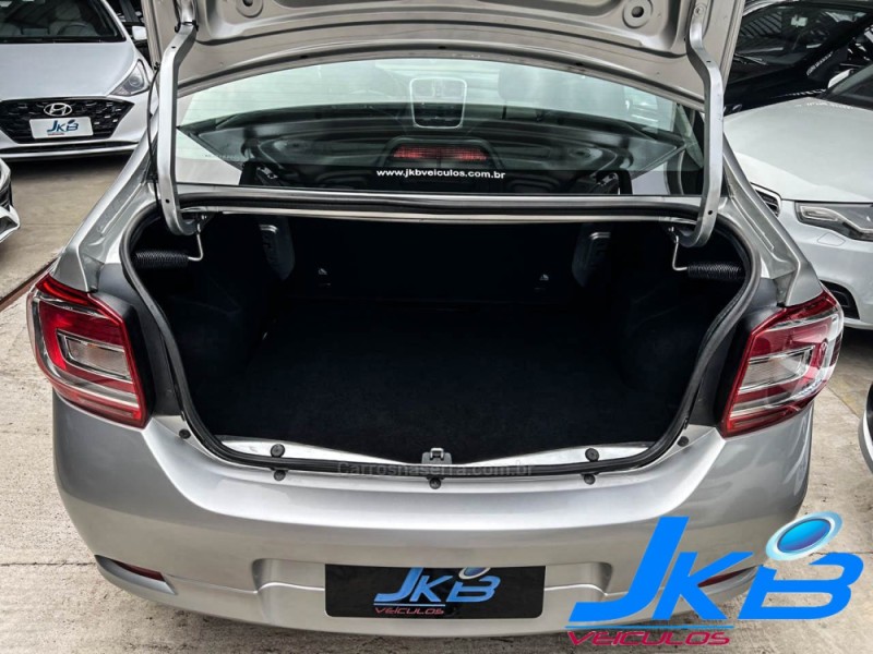 LOGAN 1.6 EXPRESSION 16V FLEX 4P MANUAL - 2019 - NOVO HAMBURGO