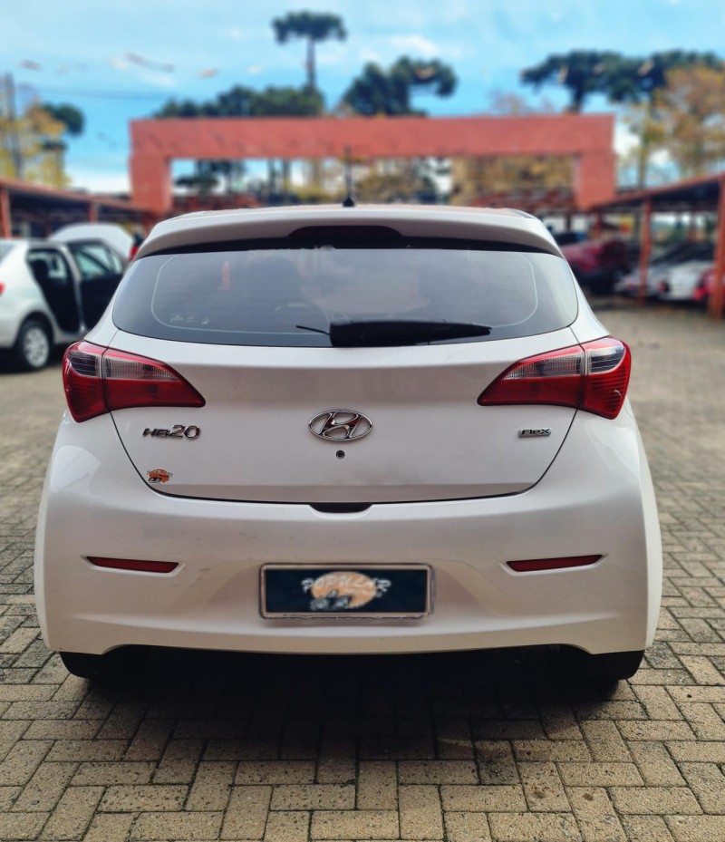 HB20 1.0 COMFORT 12V FLEX 4P MANUAL - 2015 - CANELA