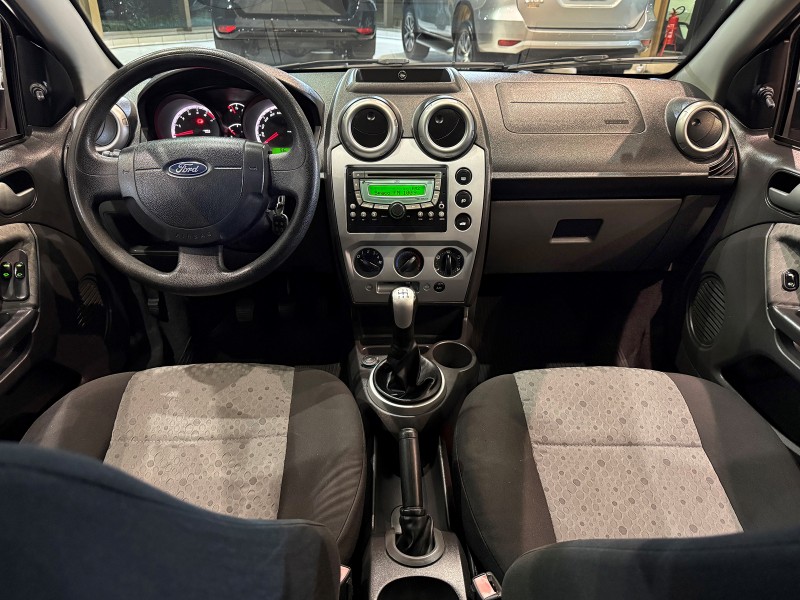 FIESTA 1.0 ROCAM 8V FLEX 4P MANUAL - 2014 - FARROUPILHA