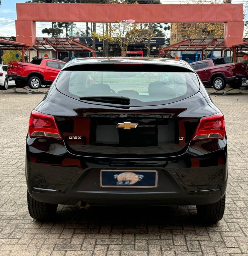 ONIX 1.0 LT 12V FLEX 4P MANUAL - 2019 - CANELA