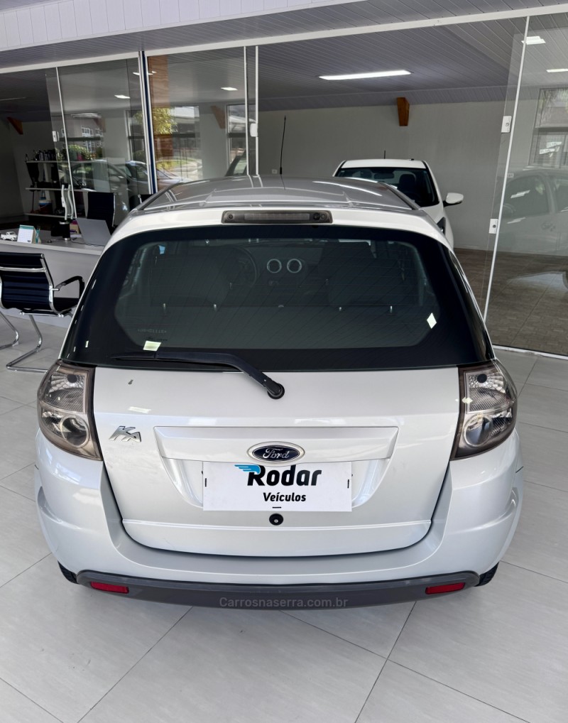 KA 1.0 MPI CLASS 8V FLEX 2P MANUAL - 2013 - VILA FLORES