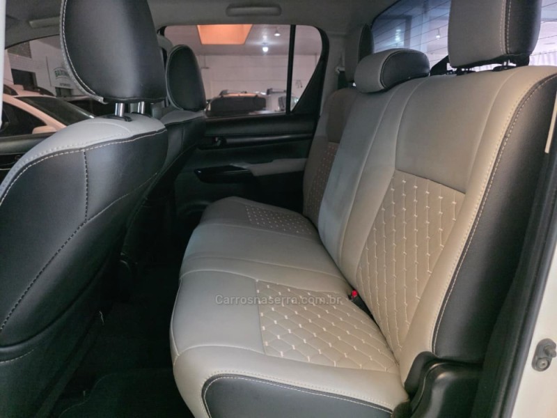 HILUX 2.8 4X4 CD 8V DIESEL 4P MANUAL - 2020 - SAPUCAIA DO SUL