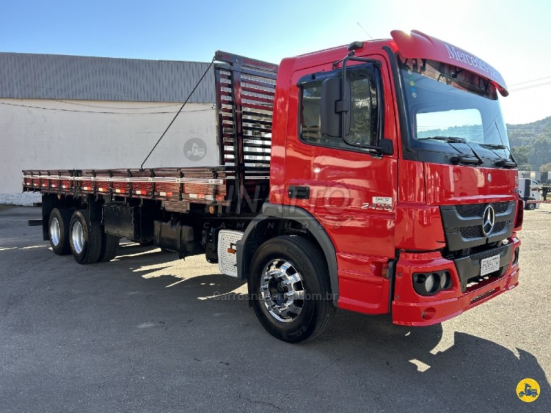 ATEGO 2426 6X2 - 2013 - GARIBALDI