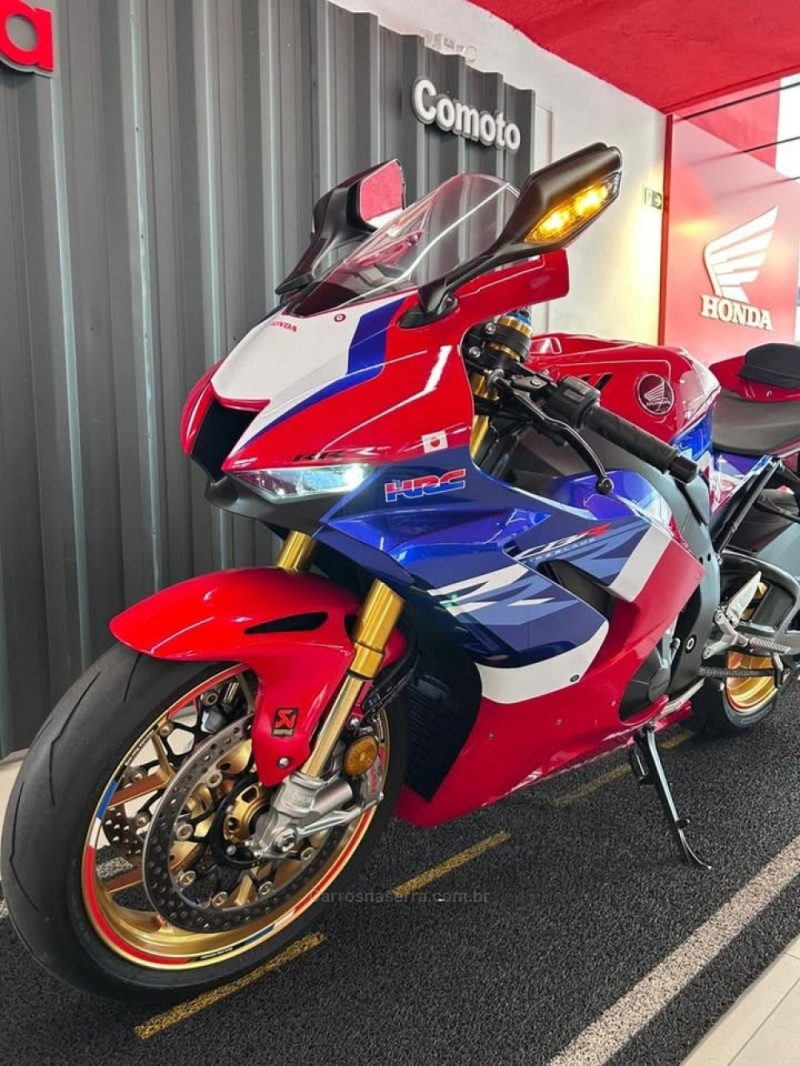CBR 1000RR-R FIREBLADE SP - 2023 - CAXIAS DO SUL