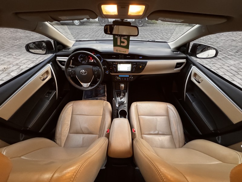 COROLLA 2.0 ALTIS PREMIUM 16V FLEX 4P AUTOMÁTICO - 2015 - CAXIAS DO SUL
