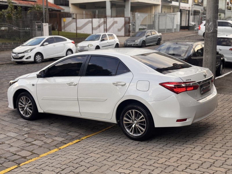COROLLA 2.0 ALTIS PREMIUM 16V FLEX 4P AUTOMÁTICO - 2015 - CAXIAS DO SUL