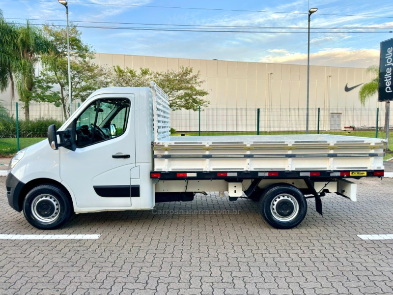 MASTER 2.3 DCI CHASSI CABINE L2H1 16V DIESEL 2P MANUAL - 2022 - ESTâNCIA VELHA