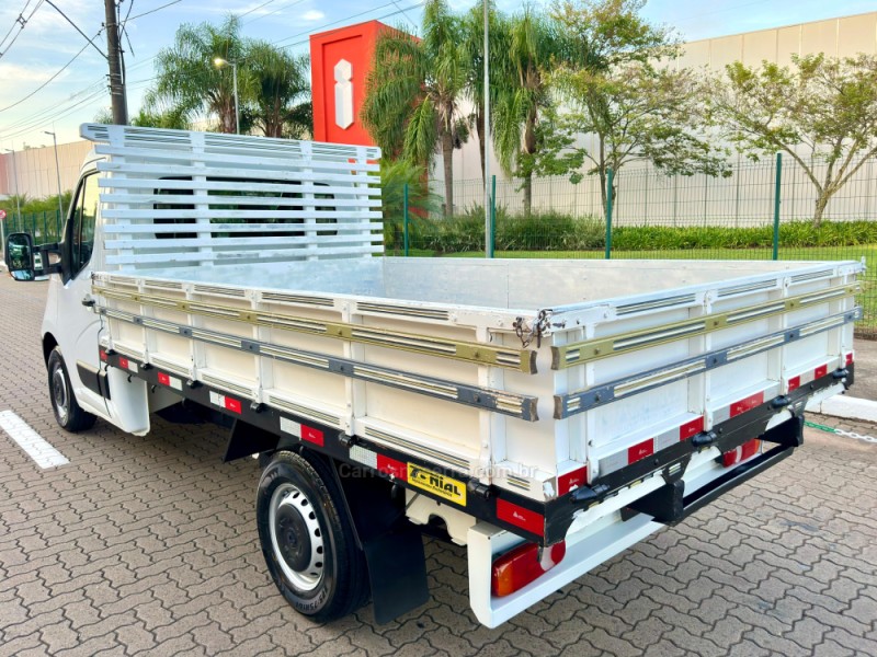MASTER 2.3 DCI CHASSI CABINE L2H1 16V DIESEL 2P MANUAL - 2022 - ESTâNCIA VELHA