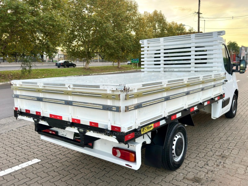 MASTER 2.3 DCI CHASSI CABINE L2H1 16V DIESEL 2P MANUAL - 2022 - ESTâNCIA VELHA