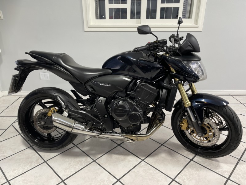 CB 600F HORNET - 2011 - BENTO GONçALVES