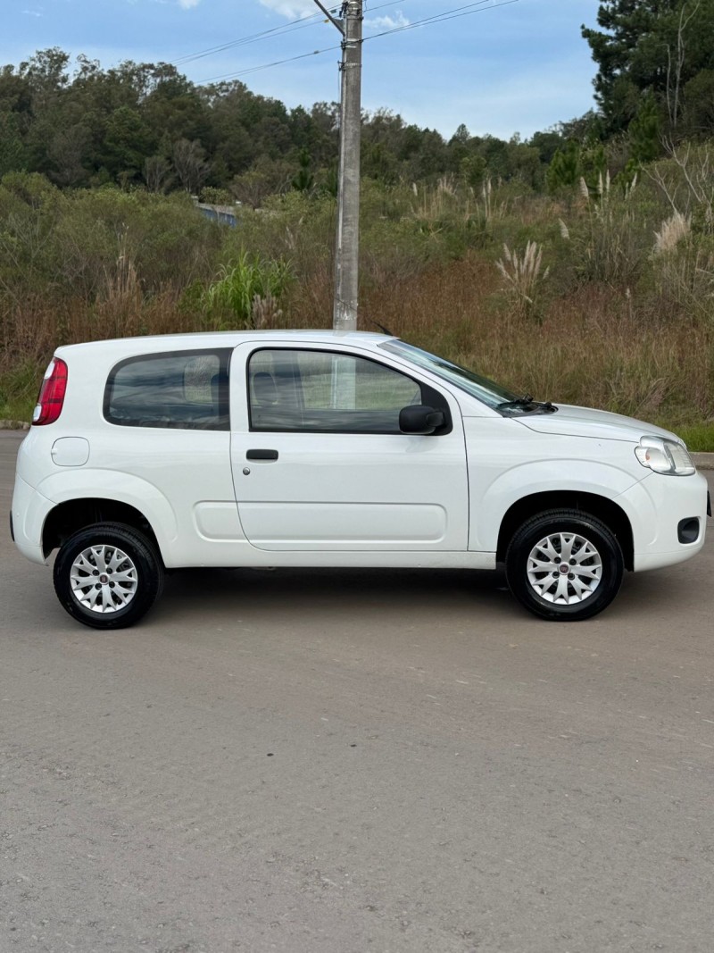 UNO 1.0 EVO VIVACE 8V FLEX 2P MANUAL - 2014 - BENTO GONçALVES