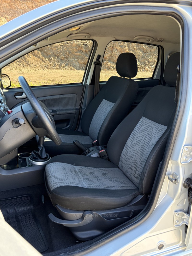 FIESTA 1.6 SE SEDAN 16V FLEX 4P MANUAL - 2012 - FLORES DA CUNHA