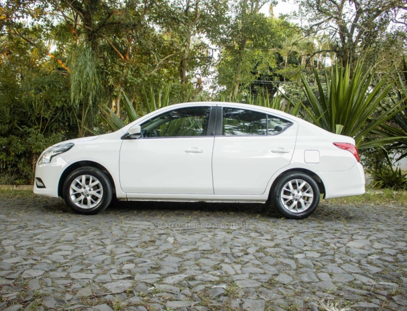 VERSA 1.6 16V FLEX SL 4P MANUAL - 2016 - NOVO HAMBURGO