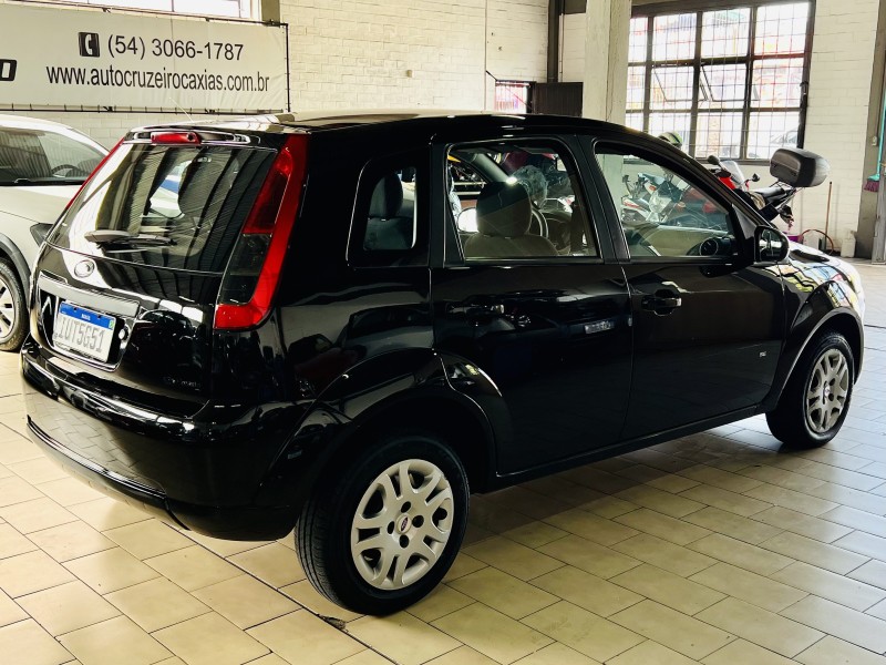 FIESTA 1.0 MPI CLASS 8V FLEX 4P MANUAL - 2014 - CAXIAS DO SUL