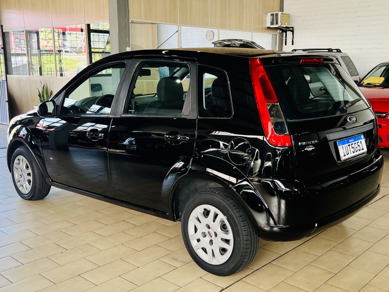 FIESTA 1.0 MPI CLASS 8V FLEX 4P MANUAL - 2014 - CAXIAS DO SUL
