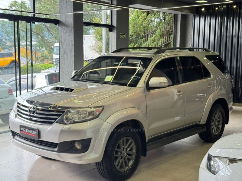 HILUX SW4 3.0 SRV 4X4 16V TURBO INTERCOOLER DIESEL 4P AUTOMÁTICO - 2012 - DOIS IRMãOS