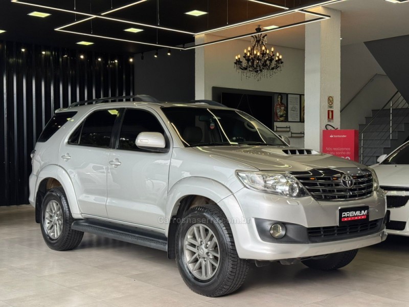 hilux sw4 3.0 srv 4x4 16v turbo intercooler diesel 4p automatico 2012 dois irmaos