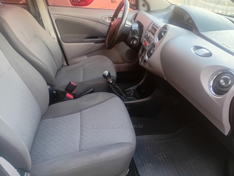 ETIOS 1.5 XLS 16V FLEX 4P MANUAL - 2013 - CAXIAS DO SUL