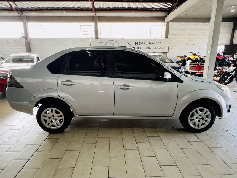 FIESTA 1.0 MPI SEDAN 8V FLEX 4P MANUAL - 2014 - CAXIAS DO SUL