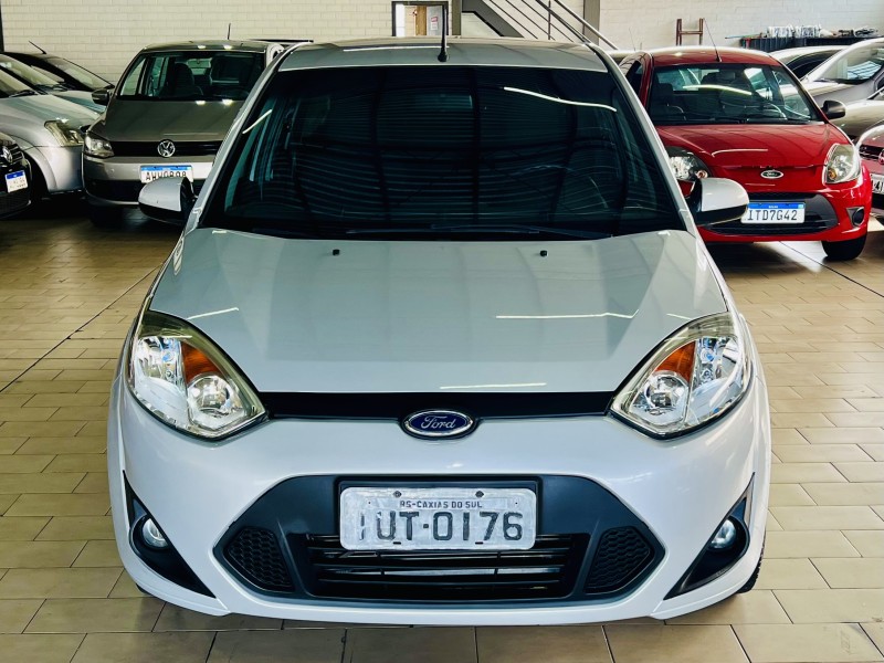 FIESTA 1.0 MPI SEDAN 8V FLEX 4P MANUAL - 2014 - CAXIAS DO SUL