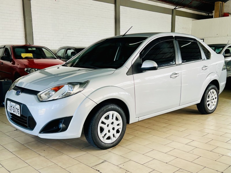 fiesta 1.0 mpi sedan 8v flex 4p manual 2014 caxias do sul