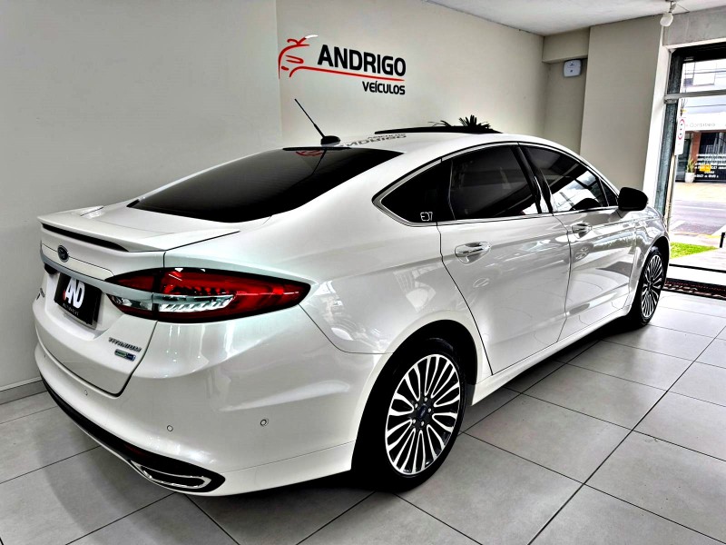 FUSION 2.0 TITANIUM AWD 16V GASOLINA 4P AUTOMÁTICO - 2018 - CAXIAS DO SUL
