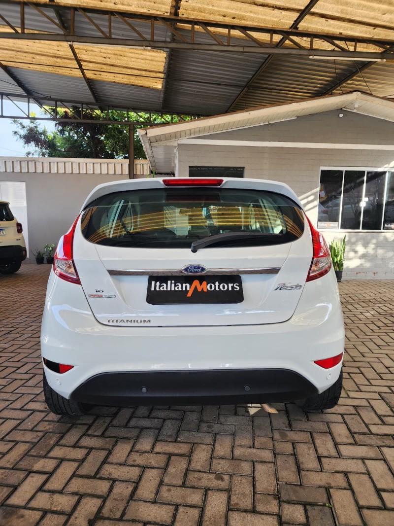 FIESTA 1.6 TITANIUM PLUS HATCH 16V FLEX 4P AUTOMÁTICO - 2014 - CAXIAS DO SUL