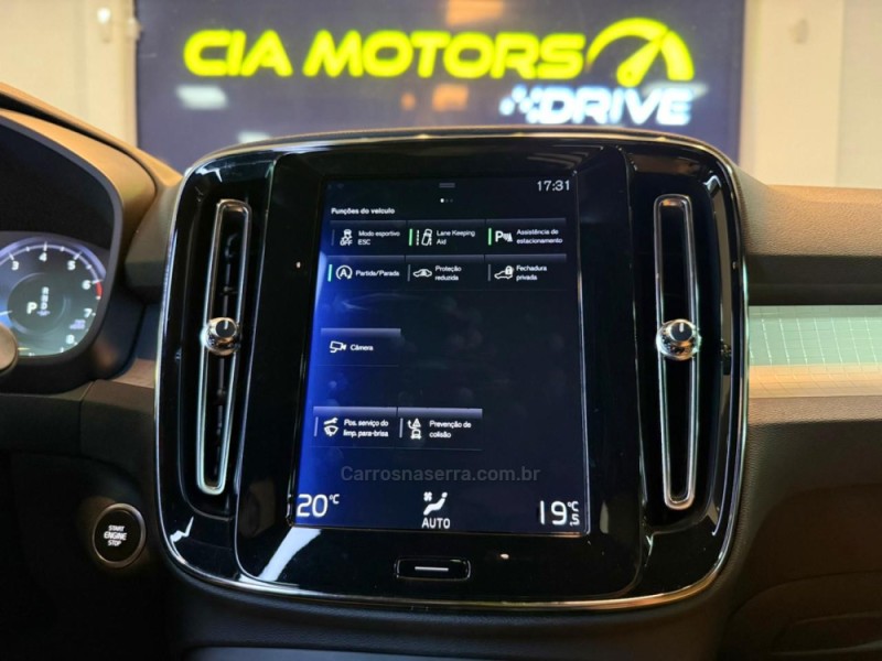 XC 40 2.0 T5 GASOLINA MOMENTUM AWD GEARTRONIC - 2020 - SãO LEOPOLDO
