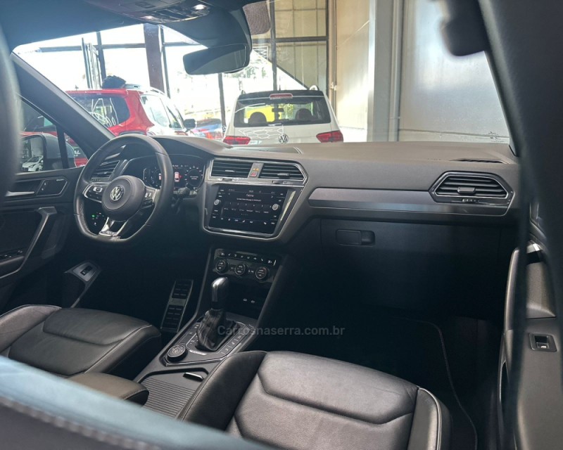 TIGUAN 2.0 ALLSPACE R-LINE 350 TSI 4X4 GASOLINA 4P - 2021 - VACARIA