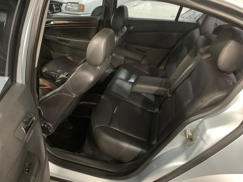 VECTRA 2.4 MPFI ELITE 16V FLEX 4P AUTOMÁTICO - 2006 - CAXIAS DO SUL