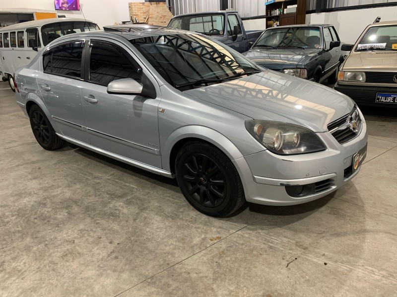 VECTRA 2.4 MPFI ELITE 16V FLEX 4P AUTOMÁTICO - 2006 - CAXIAS DO SUL
