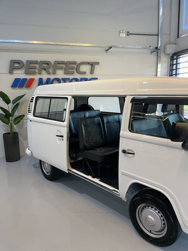 KOMBI 1.4 MI STD 8V FLEX 3P MANUAL - 2008 - BENTO GONçALVES