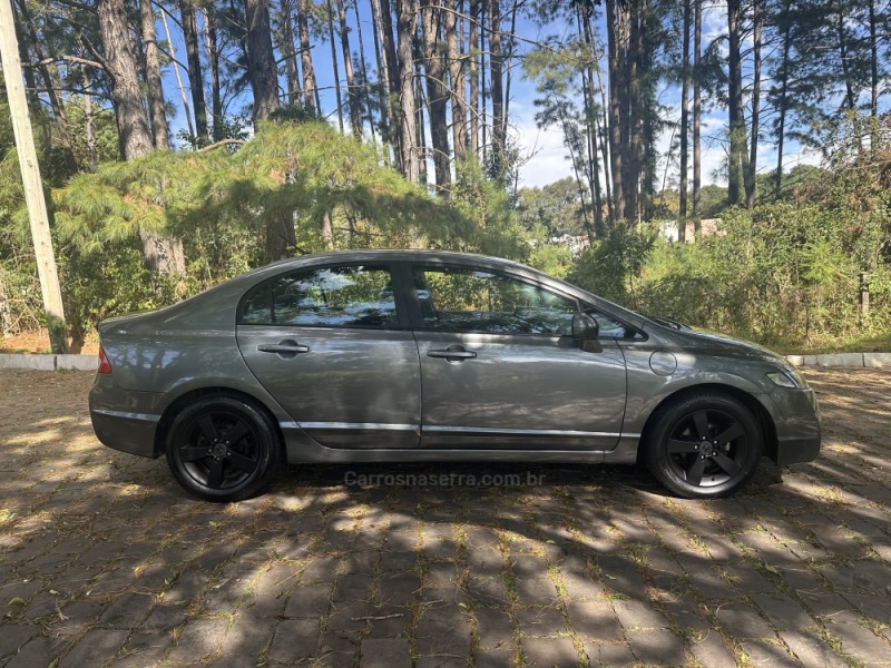 CIVIC 1.8 LXS 16V FLEX 4P AUTOMÁTICO - 2010 - NOVA PRATA