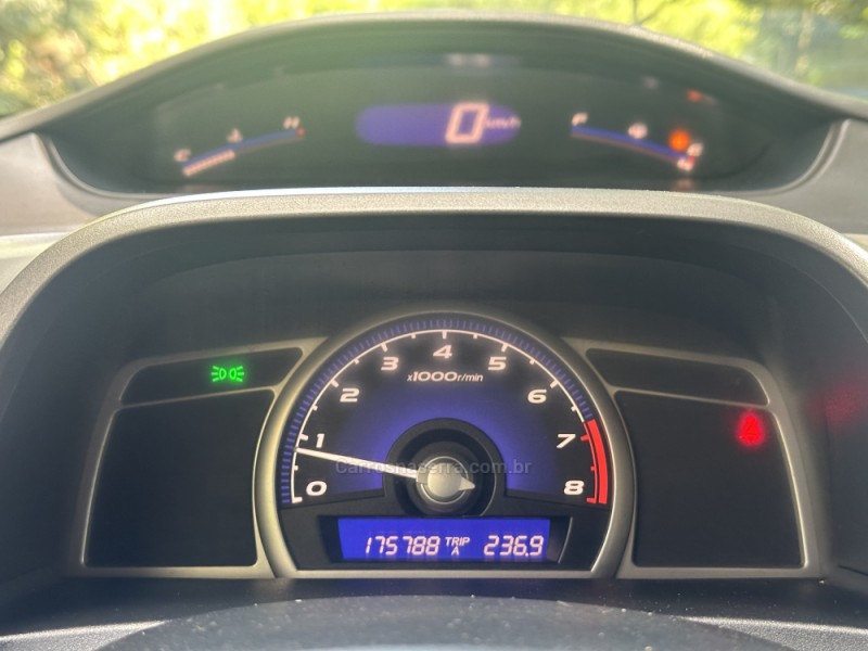 CIVIC 1.8 LXS 16V FLEX 4P AUTOMÁTICO - 2010 - NOVA PRATA