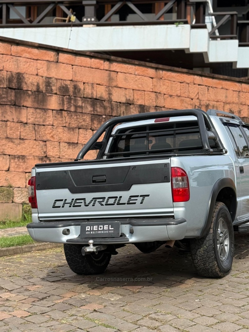 S10 2.8 RODEIO 4X4 CD 12V TURBO ELECTRONIC INTERCOOLER DIESEL 4P MANUAL - 2011 - VENâNCIO AIRES