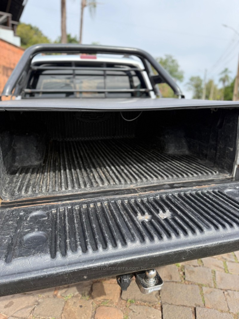 S10 2.8 RODEIO 4X4 CD 12V TURBO ELECTRONIC INTERCOOLER DIESEL 4P MANUAL - 2011 - VENâNCIO AIRES