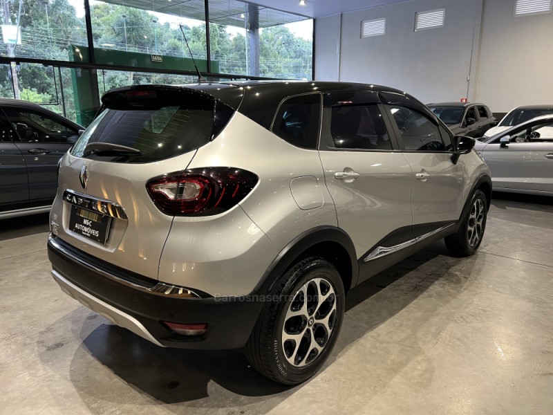 CAPTUR 1.6 16V FLEX INTENSE AUTOMÁTICO - 2018 - CAXIAS DO SUL