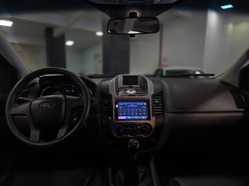 RANGER 2.5 XLS 4X2 CD 16V FLEX 4P MANUAL - 2013 - CAXIAS DO SUL
