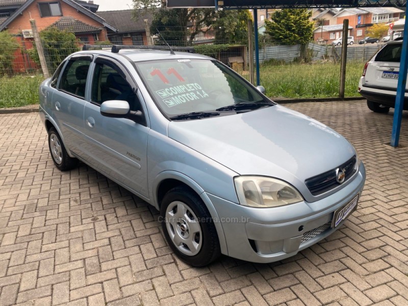 CORSA 1.4 MPFI PREMIUM SEDAN 8V FLEX 4P MANUAL - 2011 - CANELA
