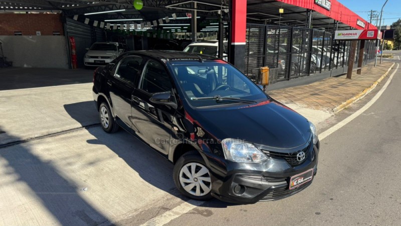 etios 1.5 xs sedan 16v flex 4p automatico 2018 caxias do sul