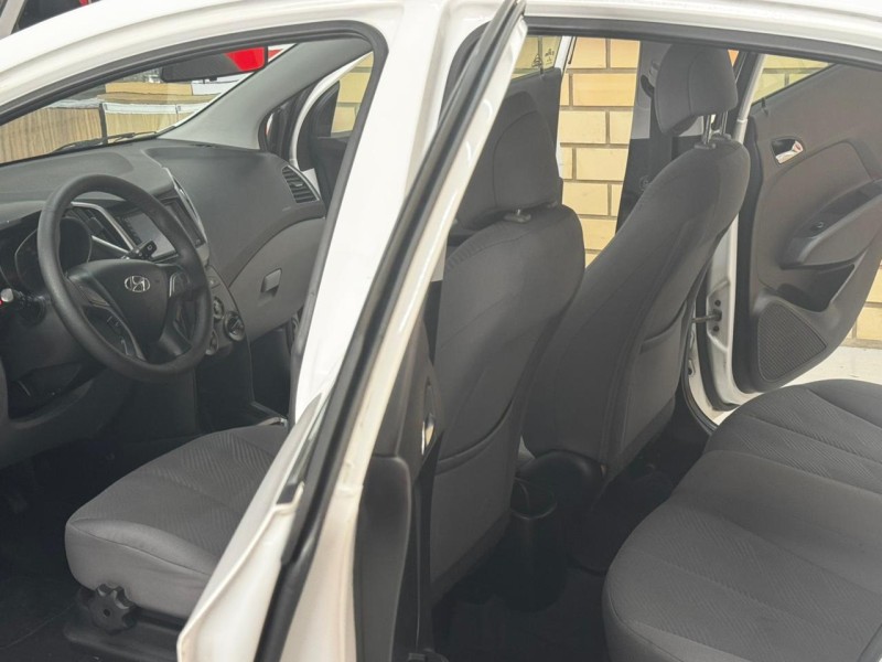 HB20 1.6 PREMIUM 16V FLEX 4P MANUAL - 2014 - CAXIAS DO SUL