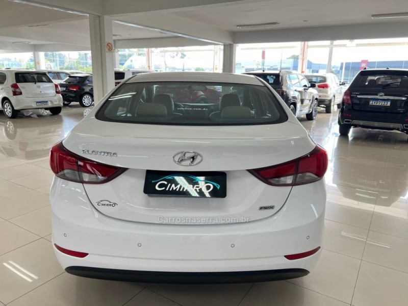 ELANTRA 2.0 16V FLEX 4P AUTOMÁTICO - 2016 - TAQUARA