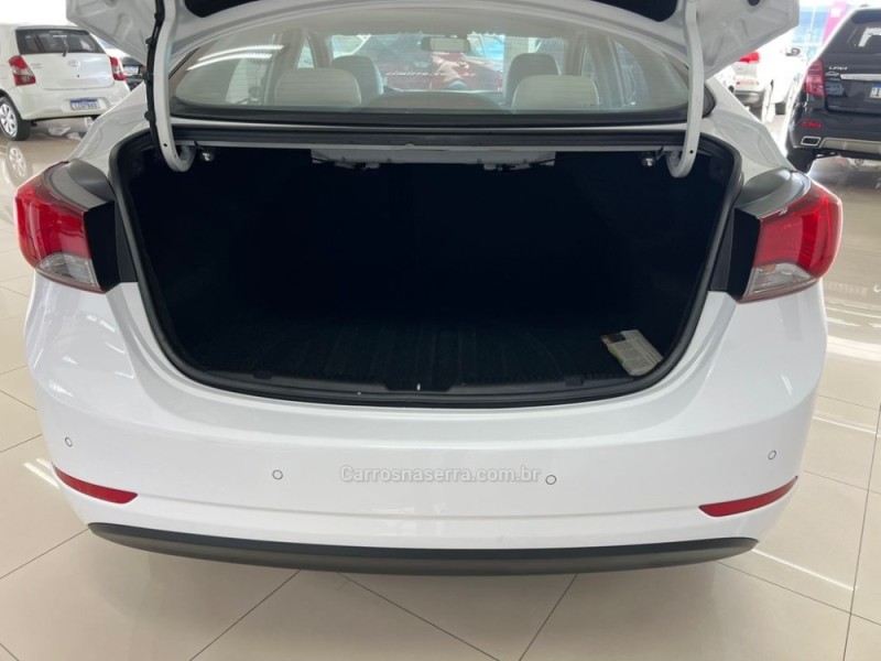 ELANTRA 2.0 16V FLEX 4P AUTOMÁTICO - 2016 - TAQUARA