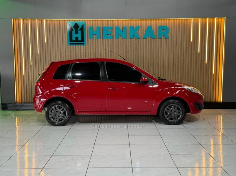 FIESTA 1.0 ROCAM SE 8V FLEX 4P MANUAL - 2014 - CAMPO BOM