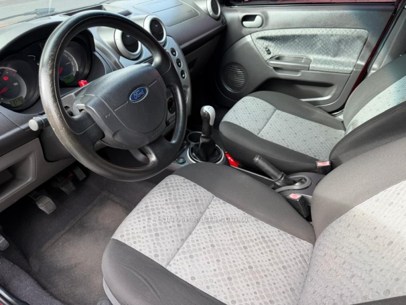 FIESTA 1.0 ROCAM SE 8V FLEX 4P MANUAL - 2014 - CAMPO BOM
