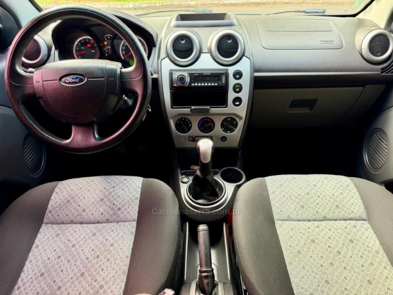 FIESTA 1.0 ROCAM SE 8V FLEX 4P MANUAL - 2014 - CAMPO BOM