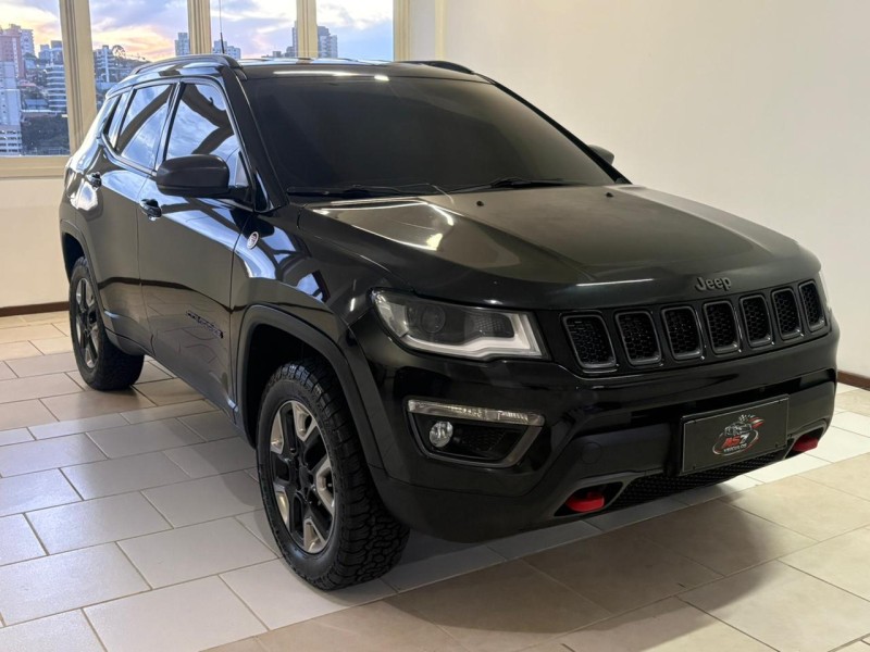 COMPASS 2.0 16V DIESEL TRAILHAWK 4X4 AUTOMÁTICO - 2018 - BENTO GONçALVES
