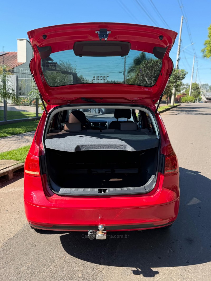 SPACEFOX 1.6 MSI TRENDLINE 8V FLEX 4P MANUAL - 2011 - VENâNCIO AIRES