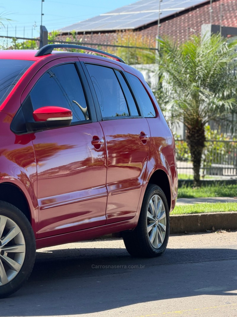 SPACEFOX 1.6 MSI TRENDLINE 8V FLEX 4P MANUAL - 2011 - VENâNCIO AIRES