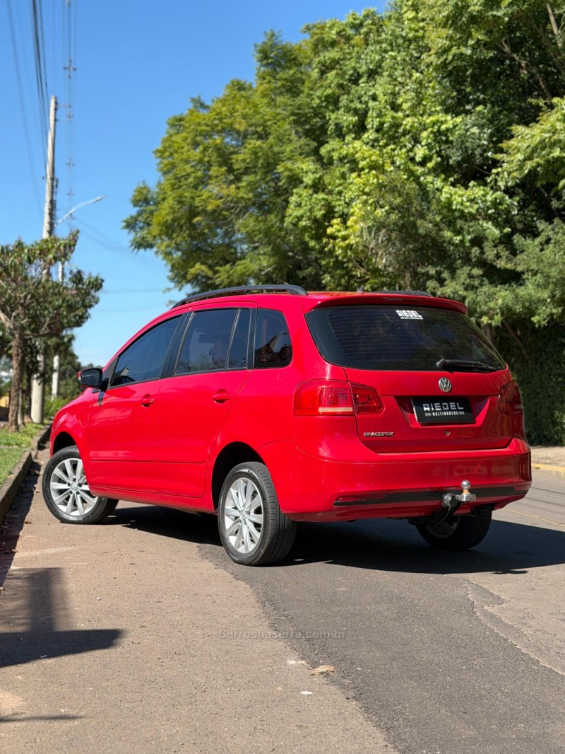 SPACEFOX 1.6 MSI TRENDLINE 8V FLEX 4P MANUAL - 2011 - VENâNCIO AIRES